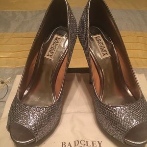 Open Toe Pump